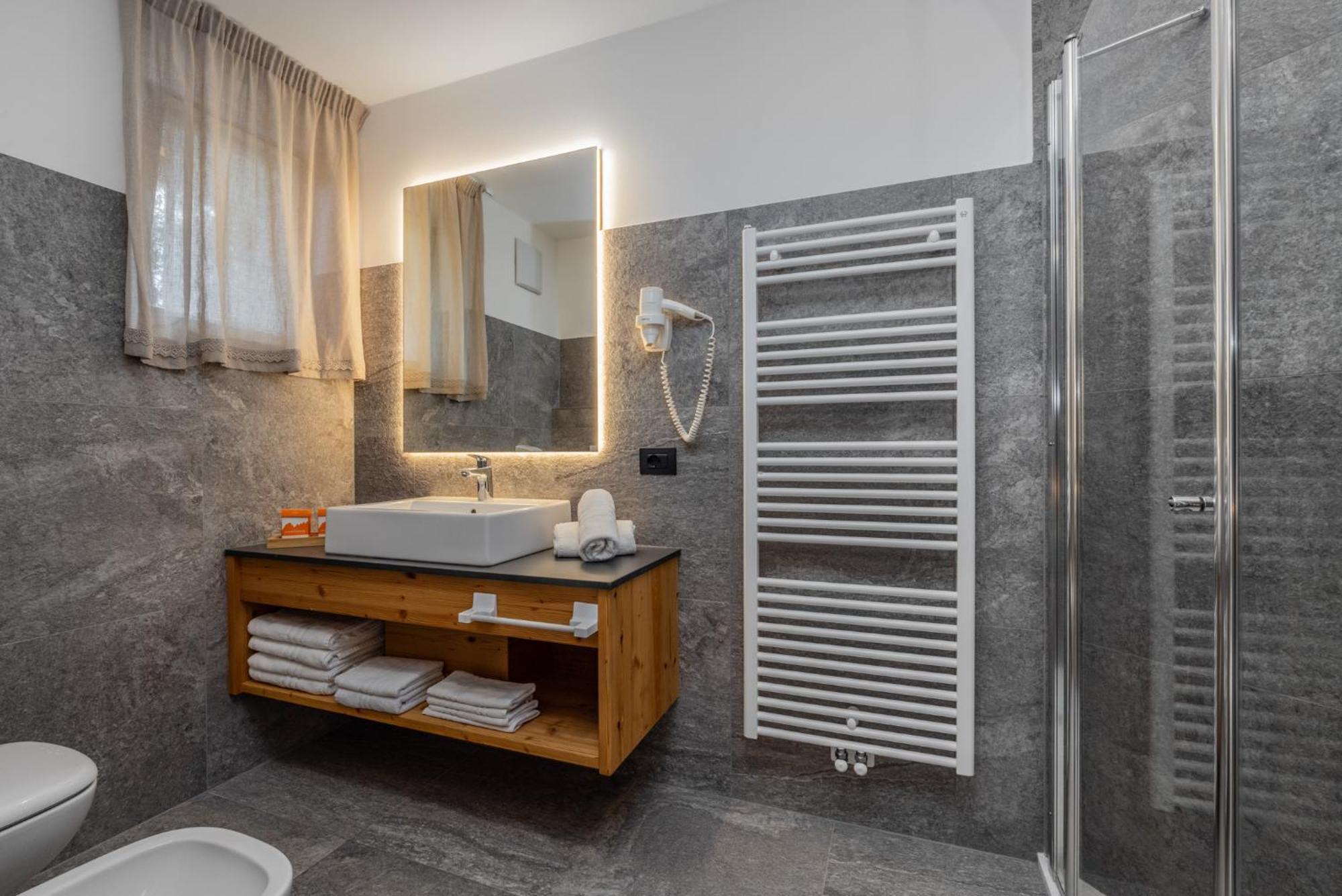 Rifugio La Montanara Villa Molveno Ngoại thất bức ảnh